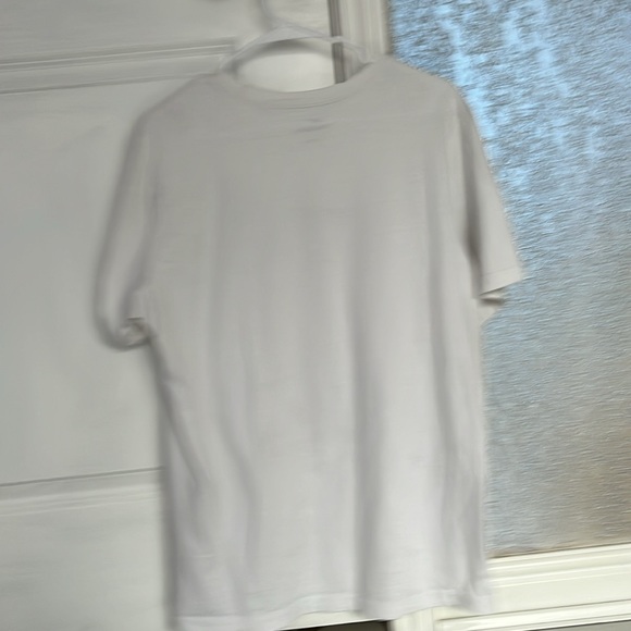 Nike tee - Picture 3 of 3